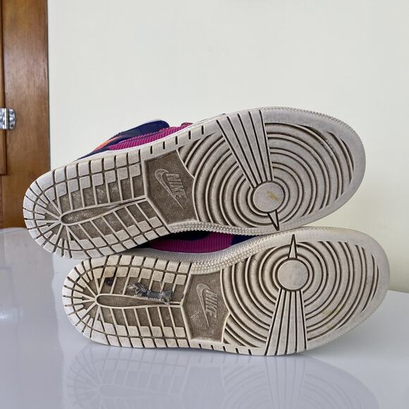 Nike Air Jordan 1 Mid Shoes Youth Sz US 5.5 Fire Pink-Barely Purple 555112-602 - Picture 9 of 10